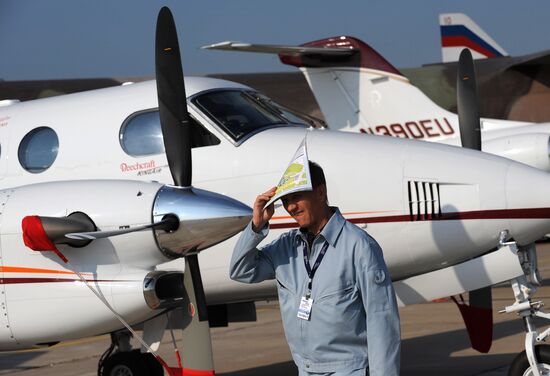 MAKS 2009 air show opens in Zhukovsky