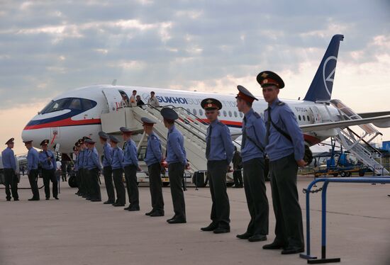MAKS 2009 air show opens in Zhukovsky