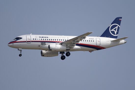 Superjet-100