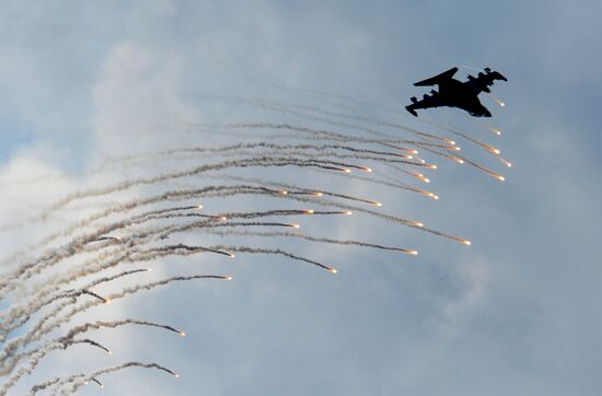 YAK-130