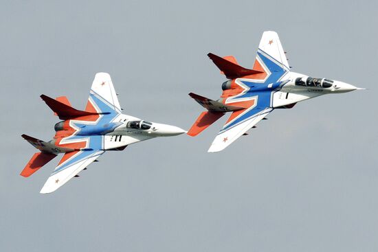 MIG-29, aerobatic team "Struzhi"