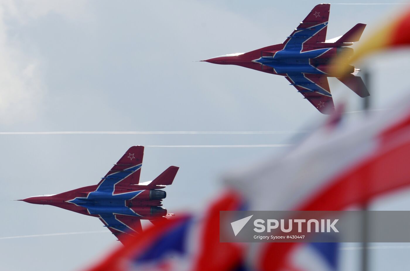 MIG-29 aerobatic team "Struzhi"