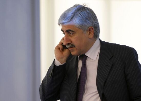 Sukhoi Company CEO attends MAKS-2009 air show