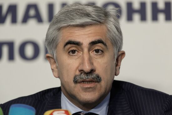 Sukhoi Company CEO Mikhail Pogosyan gives news conference