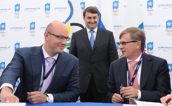 Dmitry Chernyshenko, Igor Levitin and Vitaly Saveliev