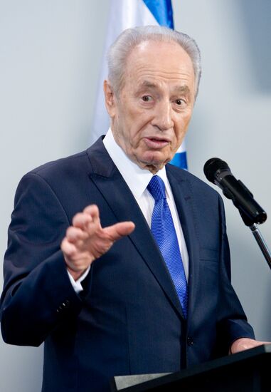 Israeli President gives news conference in Sochi