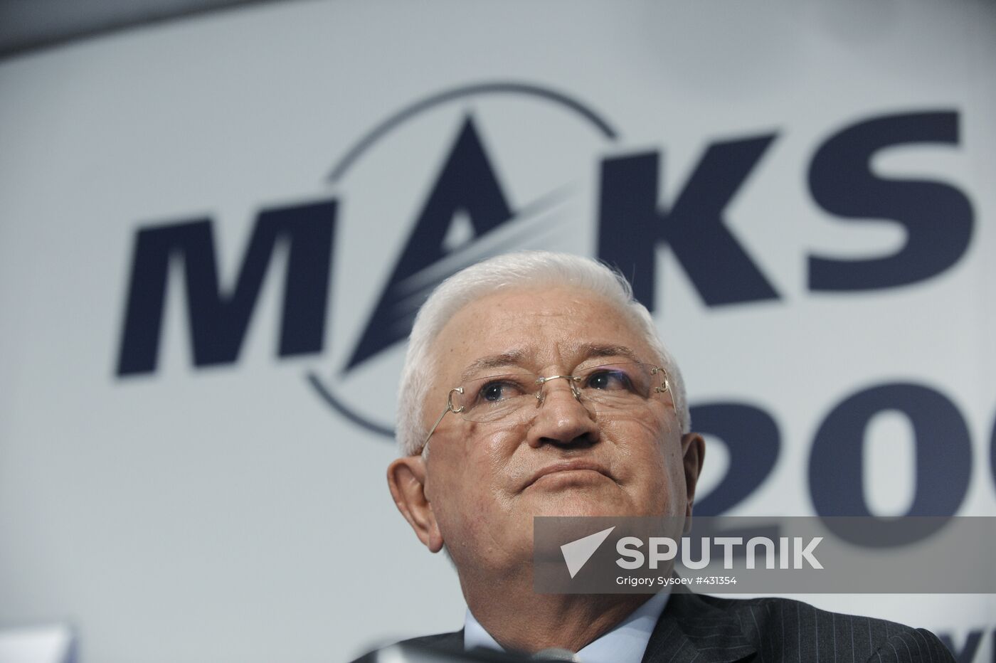 Irkut Corporation President Oleg Demchenko gives news conference