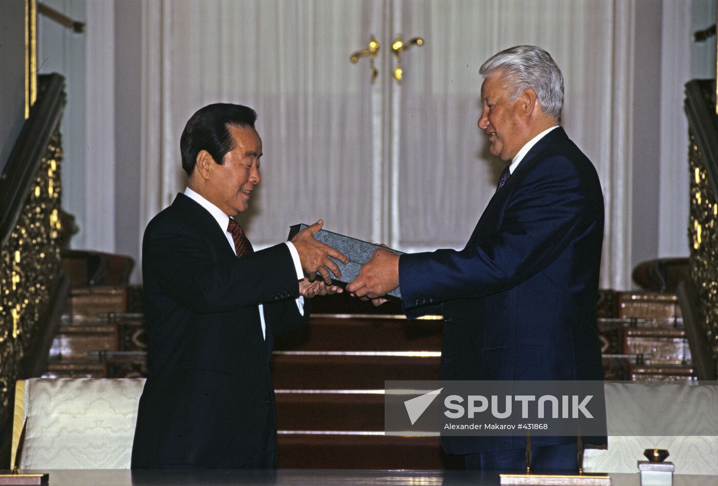 Boris Yeltsin and Kim Young Sam