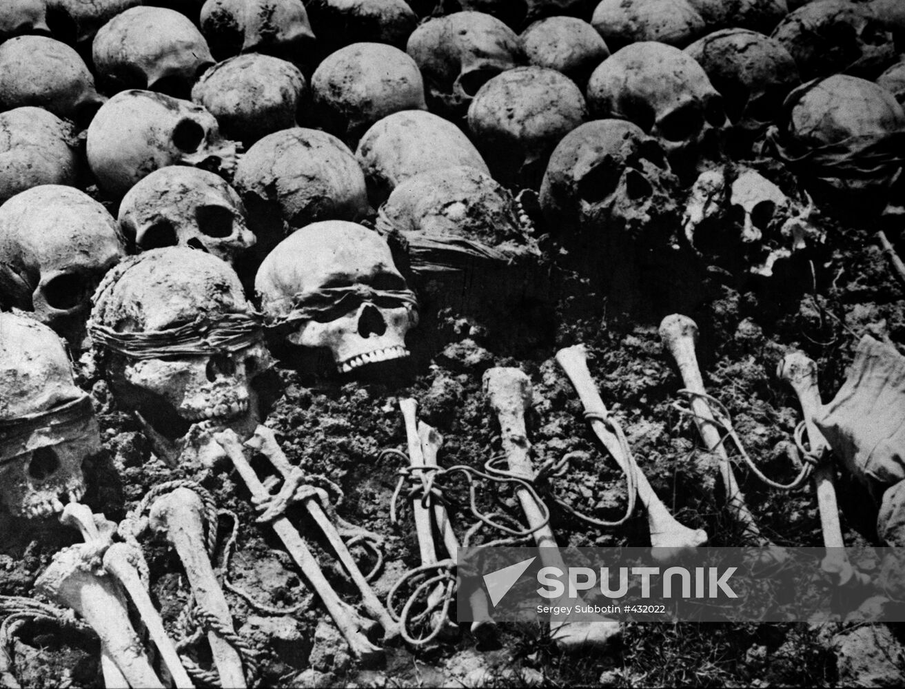 Remains of people killed by Pol Pot men
