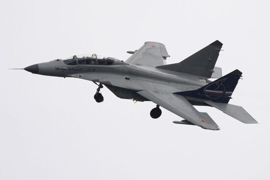 Multi-mission fighter MIG-35