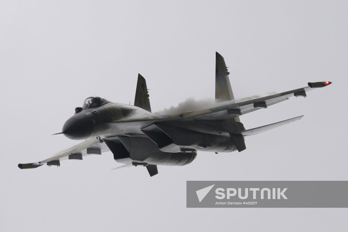 Multi-mission fighter SU-35