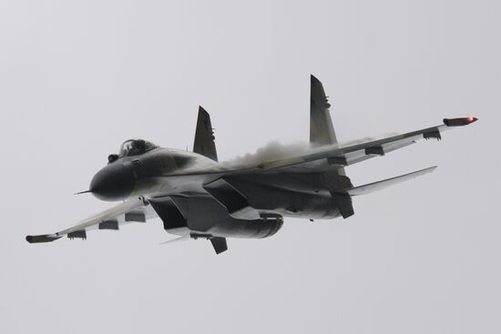 Multi-mission fighter SU-35