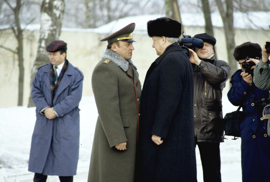Boris Yeltsin and Pavel Grachyov
