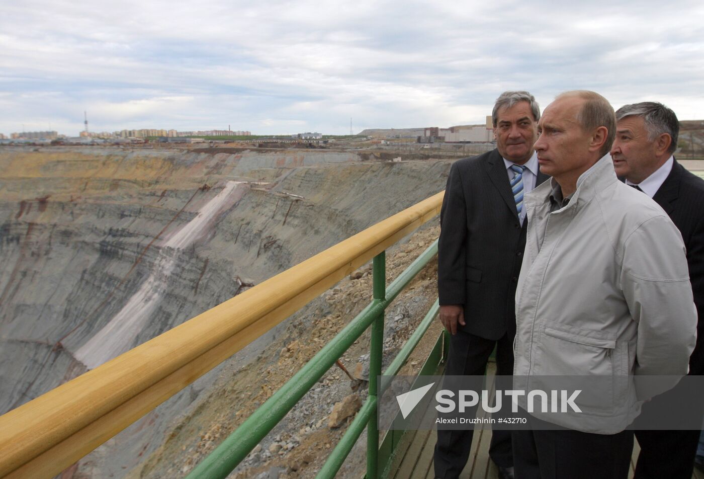 Russian Prime Minister Vladimir Putin visits town of Mirny