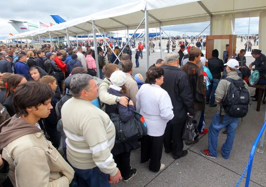 MAKS 2009 air show: August 21
