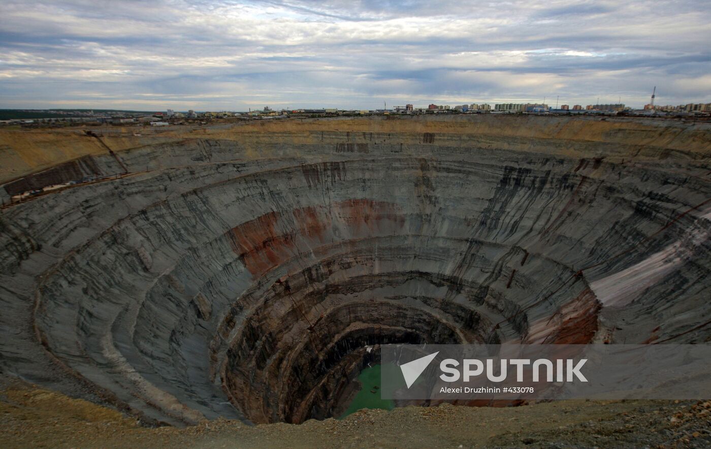 Mir diamond mine