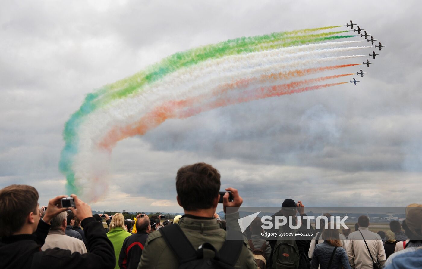 Frecce Tricolori, Italian aerobatic demonstration team