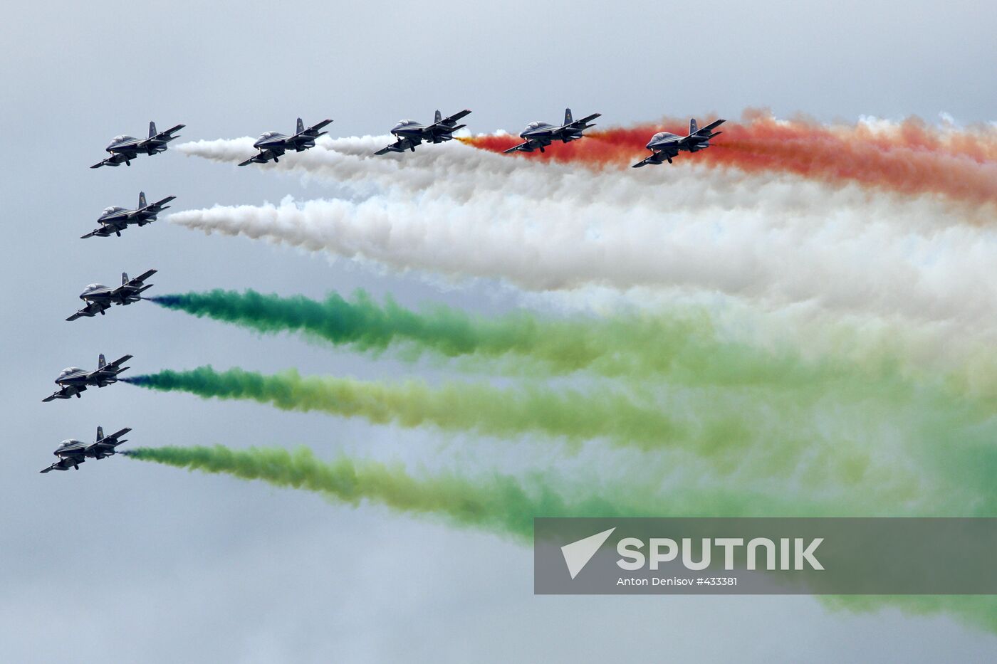 Frecce Tricolori, Italian Air Force aerobatic demonstration team