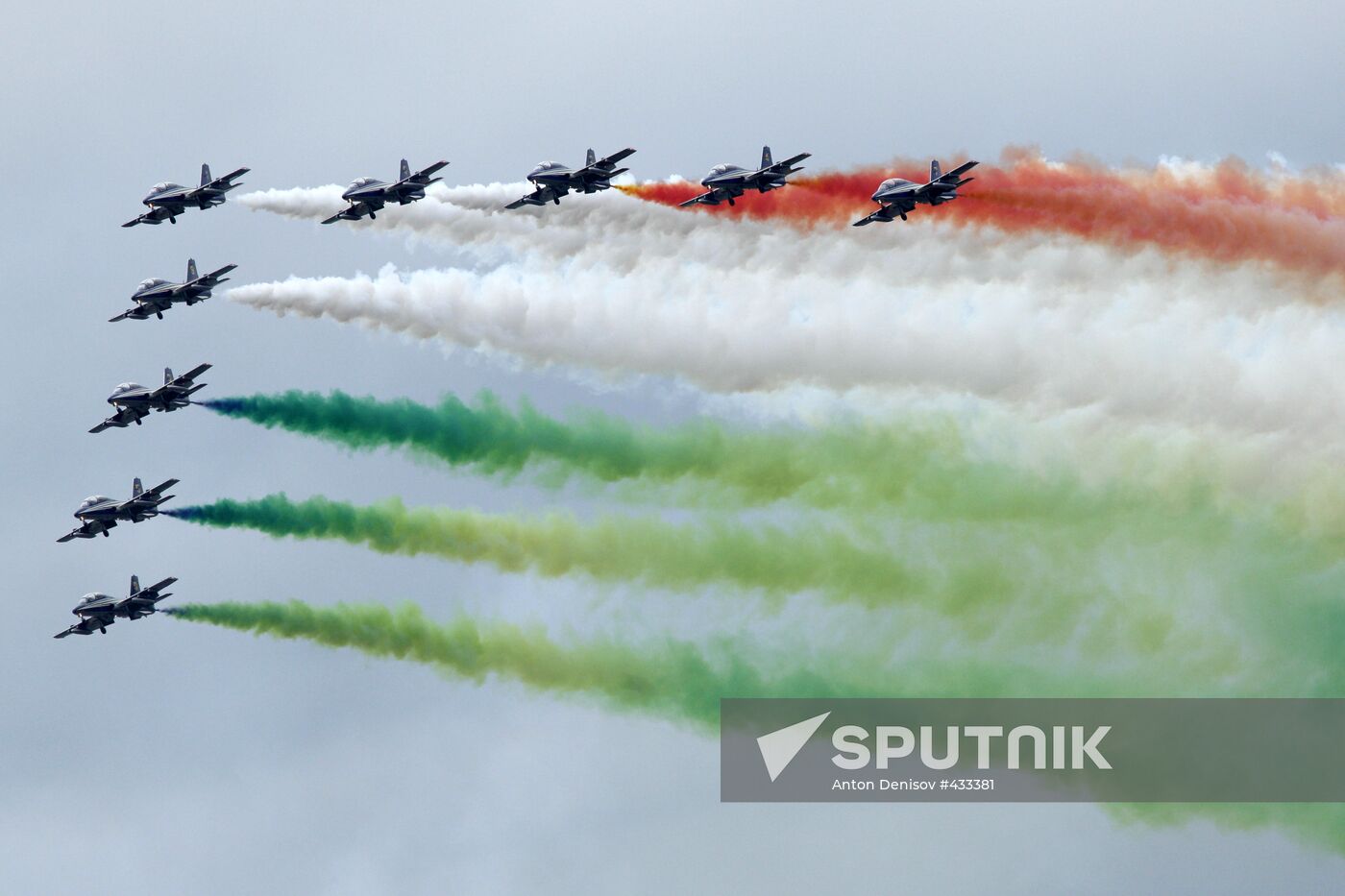 Frecce Tricolori, Italian Air Force aerobatic demonstration team