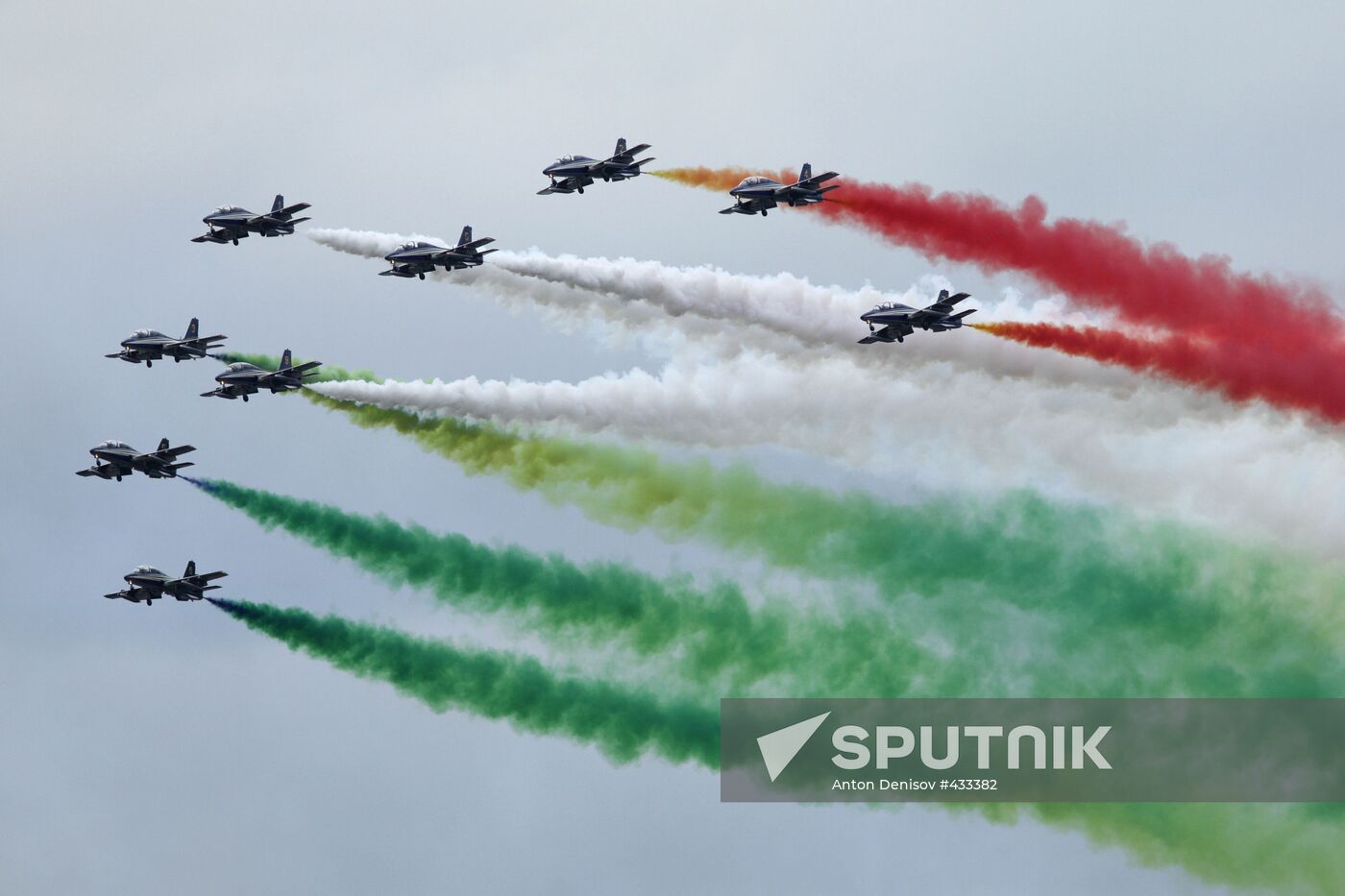 Frecce Tricolori, Italian Air Force aerobatic demonstration team