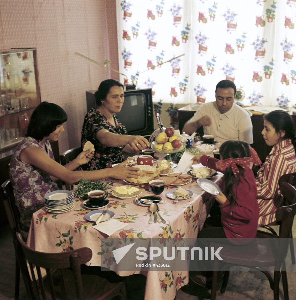 Azerbaijani family