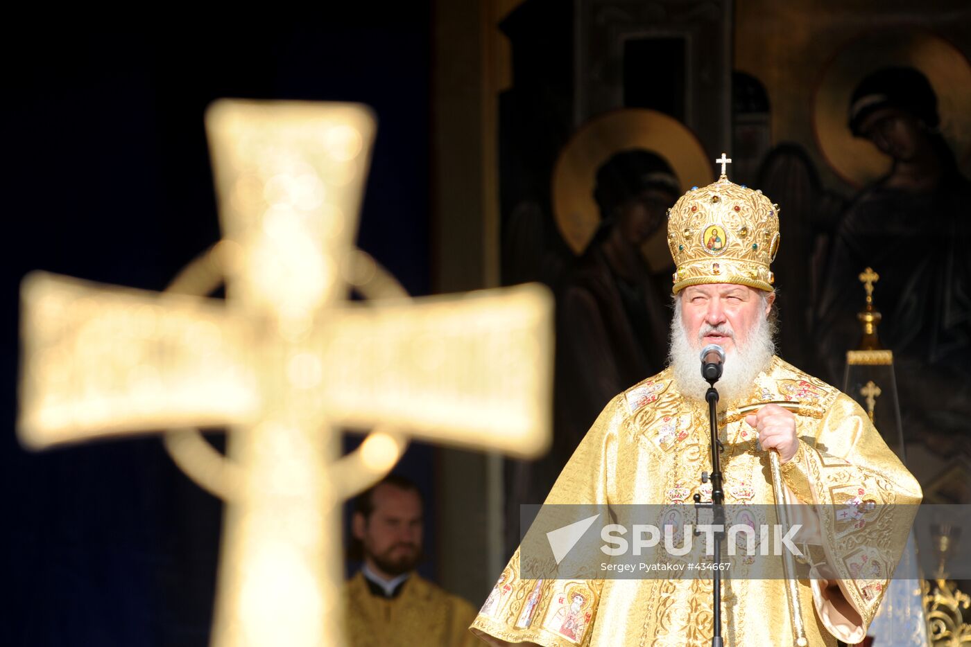 Patriarch Kirill tours Russian North