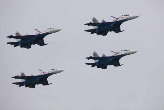 Russian Knights performing at MAKS-2009 air show