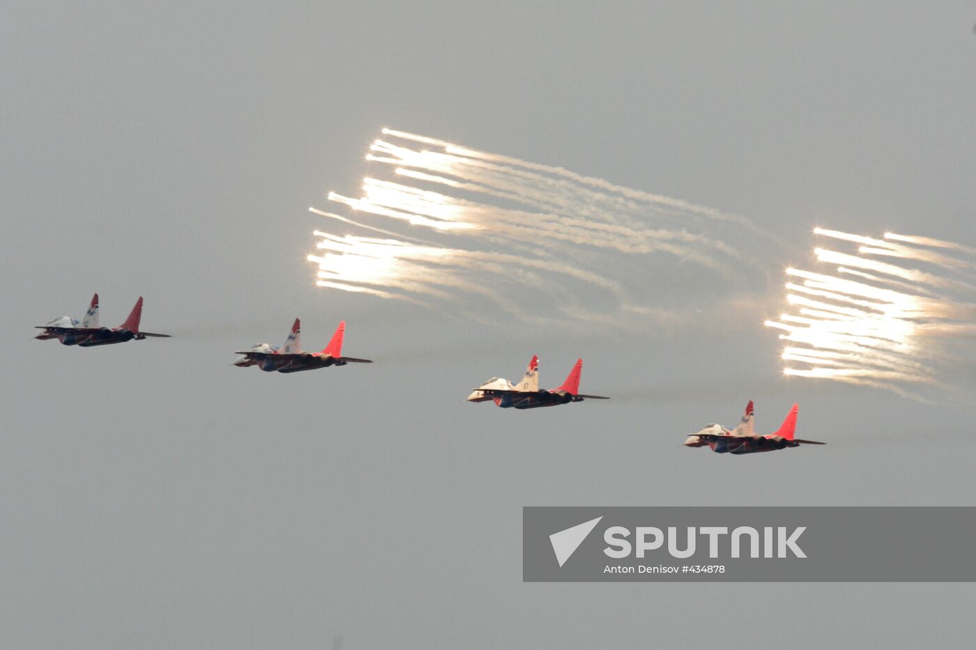 MiG-29 jet fighter aircraft of Strizhi aerobatic team