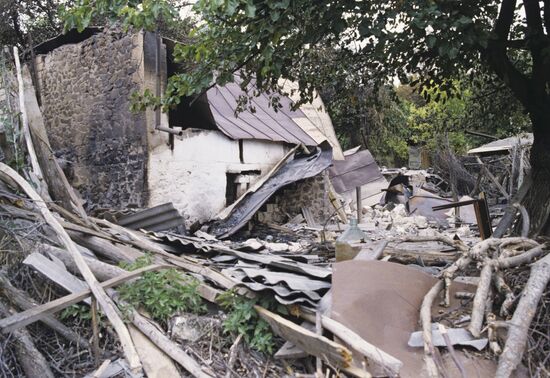 Conflict in Nagorny Karabakh between Armenia and Azerbaijan