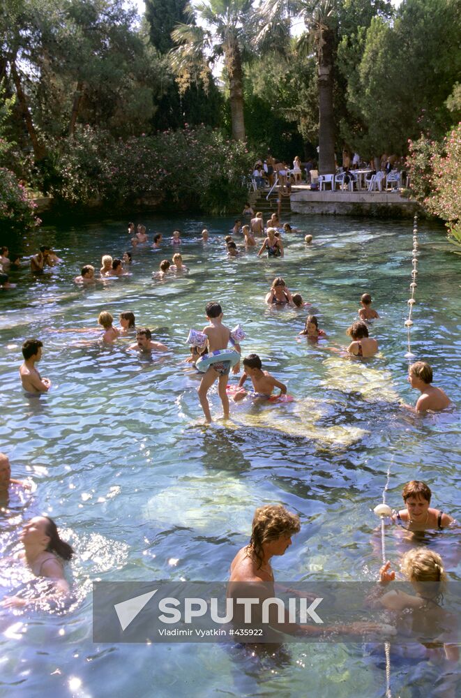 Cleopatra pools