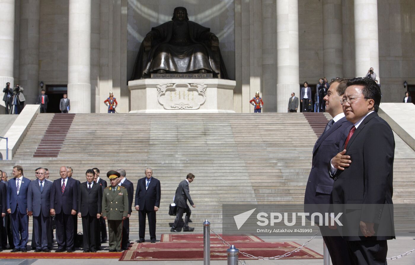 Medvedev visits Mongolia