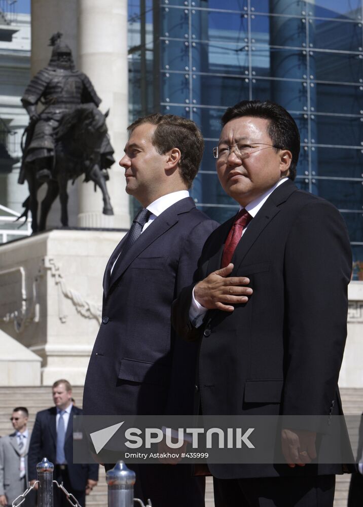 Russian and Mongolian presidents meet