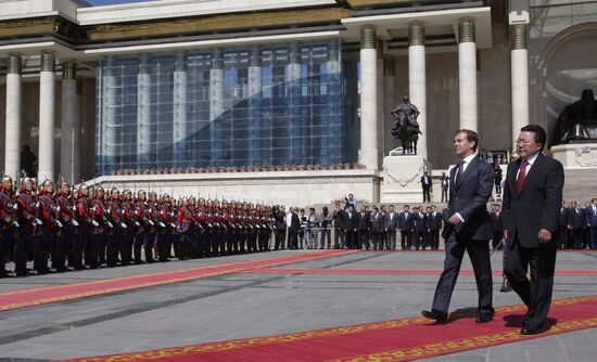 Russian and Mongolian presidents meet