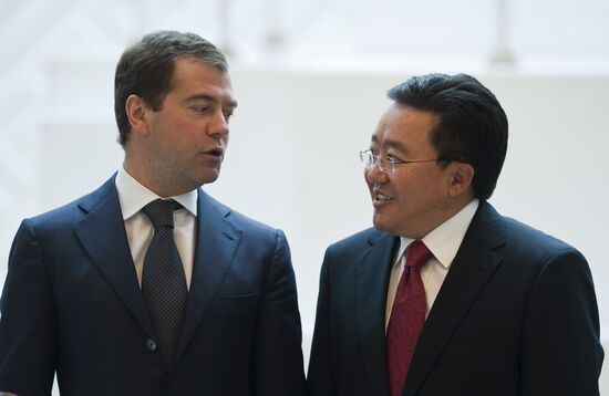 Russian, Mongolian Presidents meet