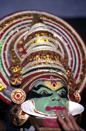 Kathakali dancer