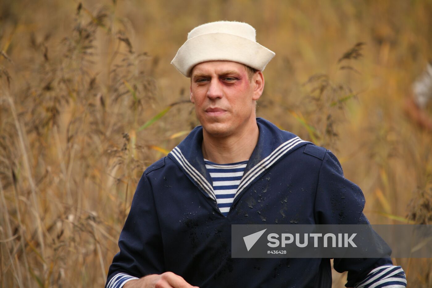 Dmitry Dyuzhev in the movie "High Security Vacation"