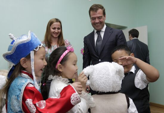 Dmitry Medvedev visits Plekhanov Academy branch in Ulan Bator