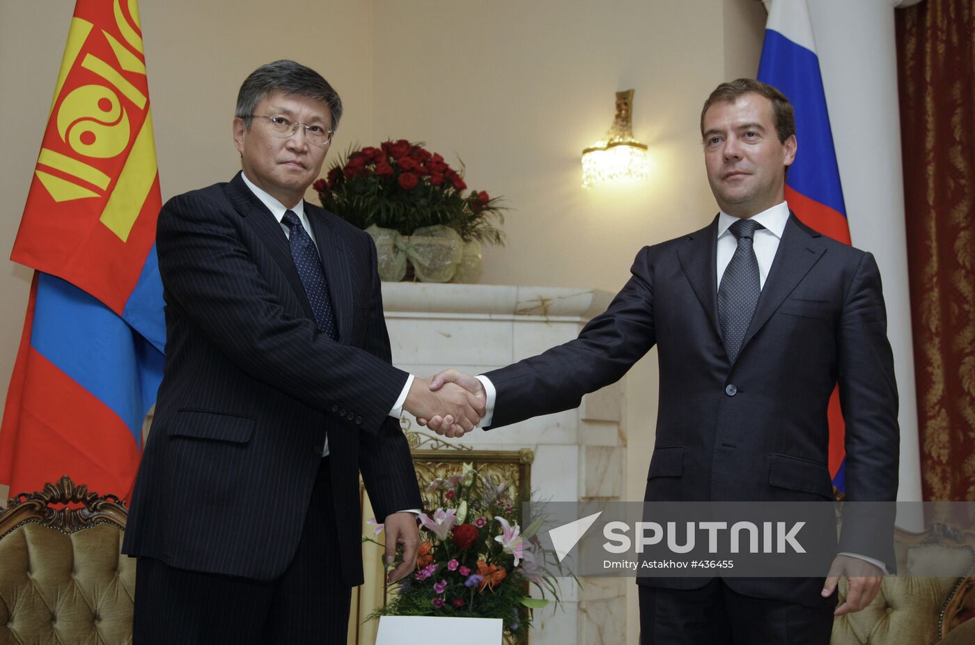 Dmitry Medvedev meets with Mongolian Prime Minister