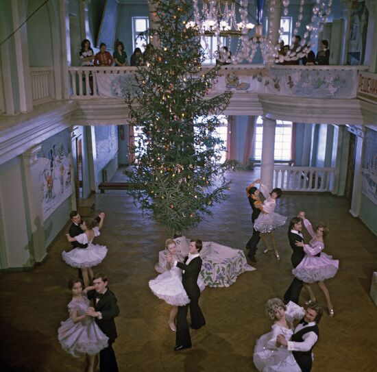 Ballroom dance group