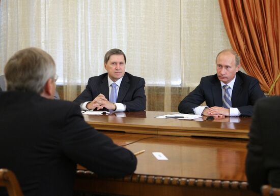 Vladimir Putin meets with Thomas Mirow