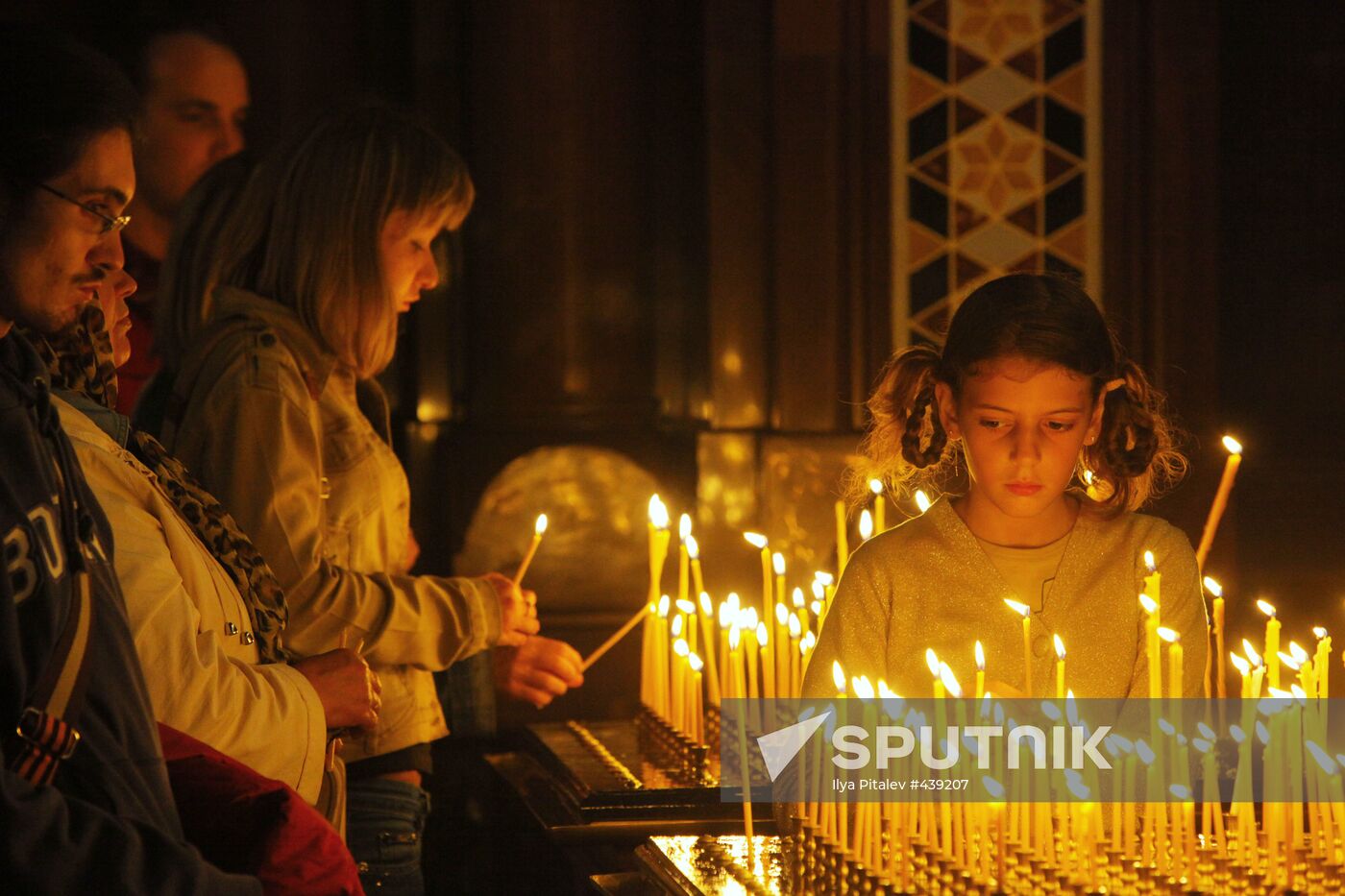 Bidding farewell to poet Sergey Mikhalkov