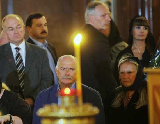 Bidding farewell to poet Sergey Mikhalkov