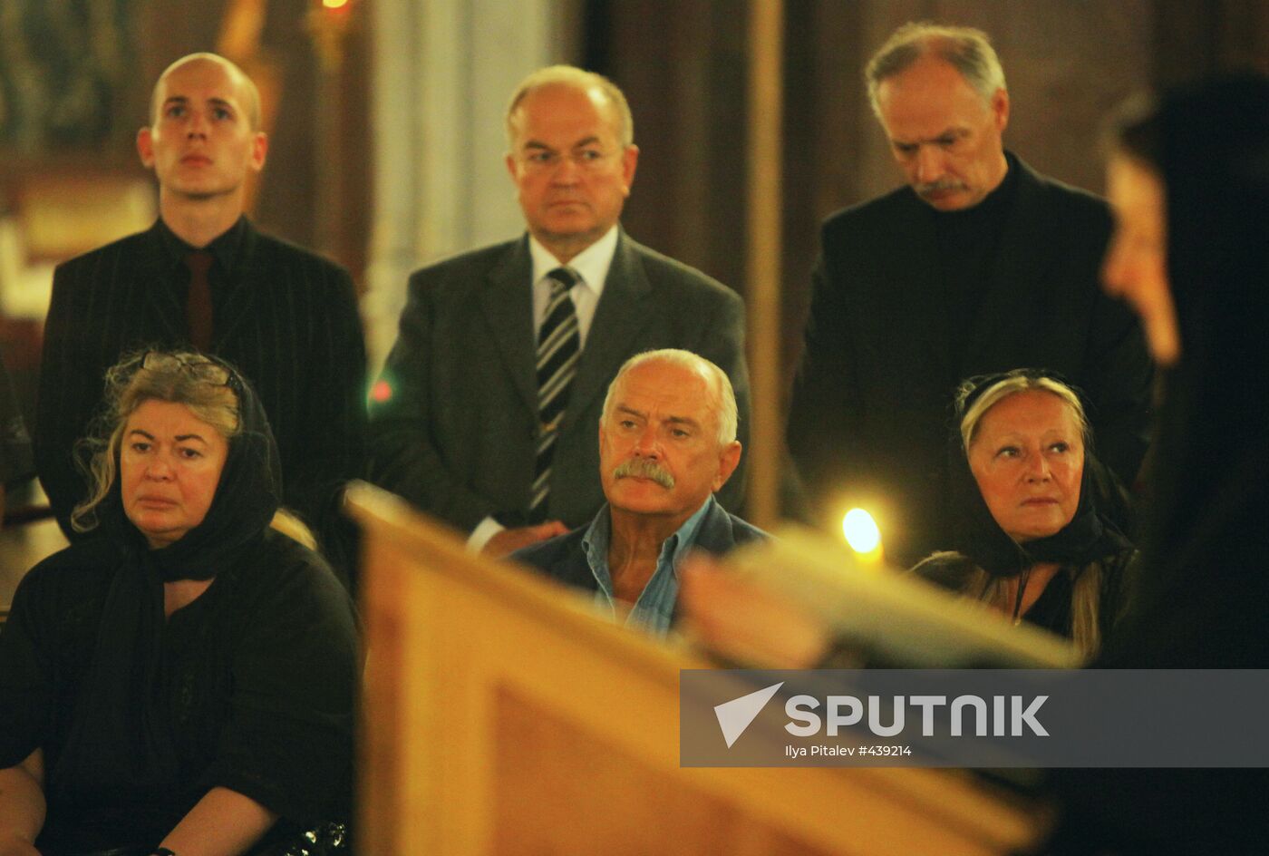 Bidding farewell to poet Sergey Mikhalkov