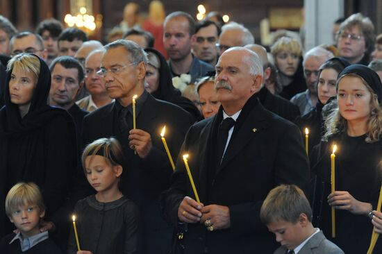 Sergei Mikhalkov's funeral service