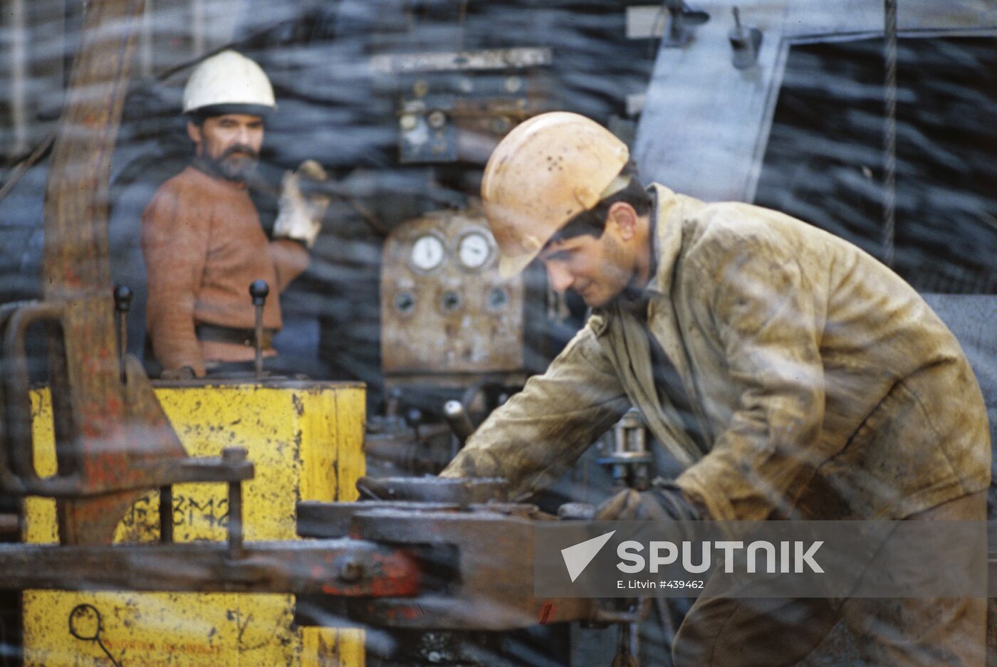 Drilling technician May 28 marine oil deposit