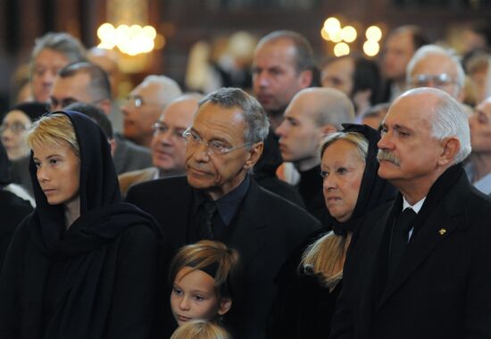 Sergei Mikhalkov's funeral service