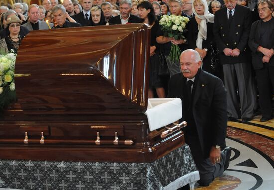 Sergei Mikhalkov's funeral service