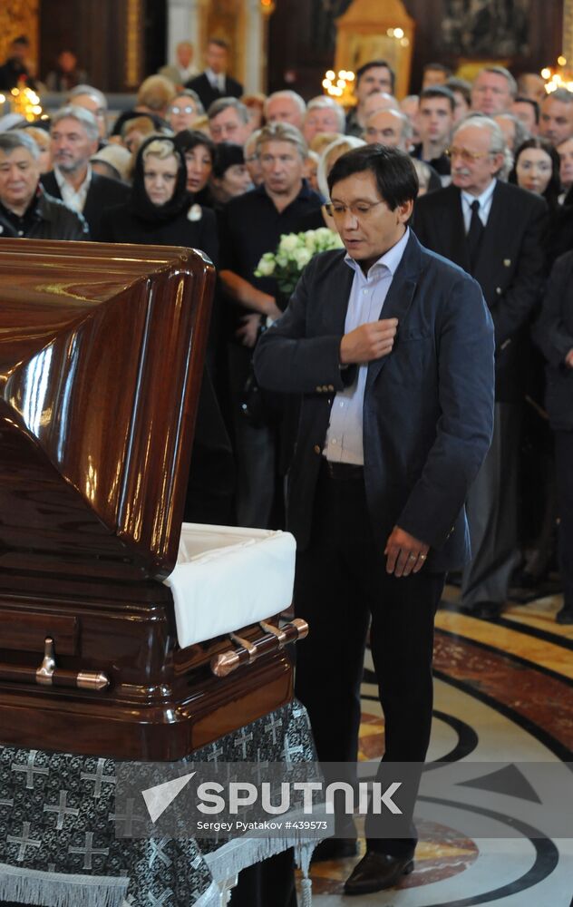 Sergei Mikhalkov's funeral service