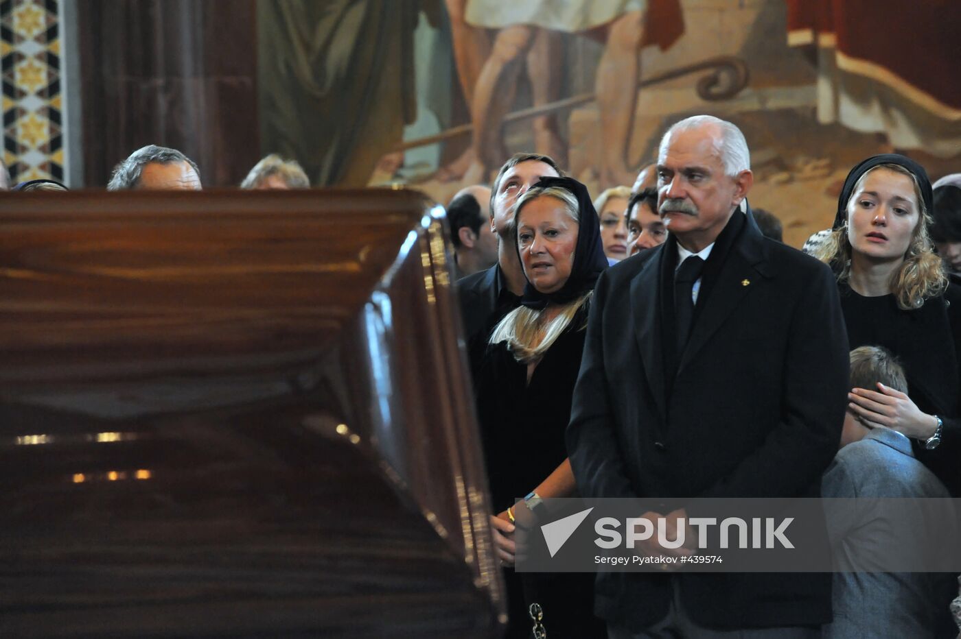 Sergei Mikhalkov's funeral service