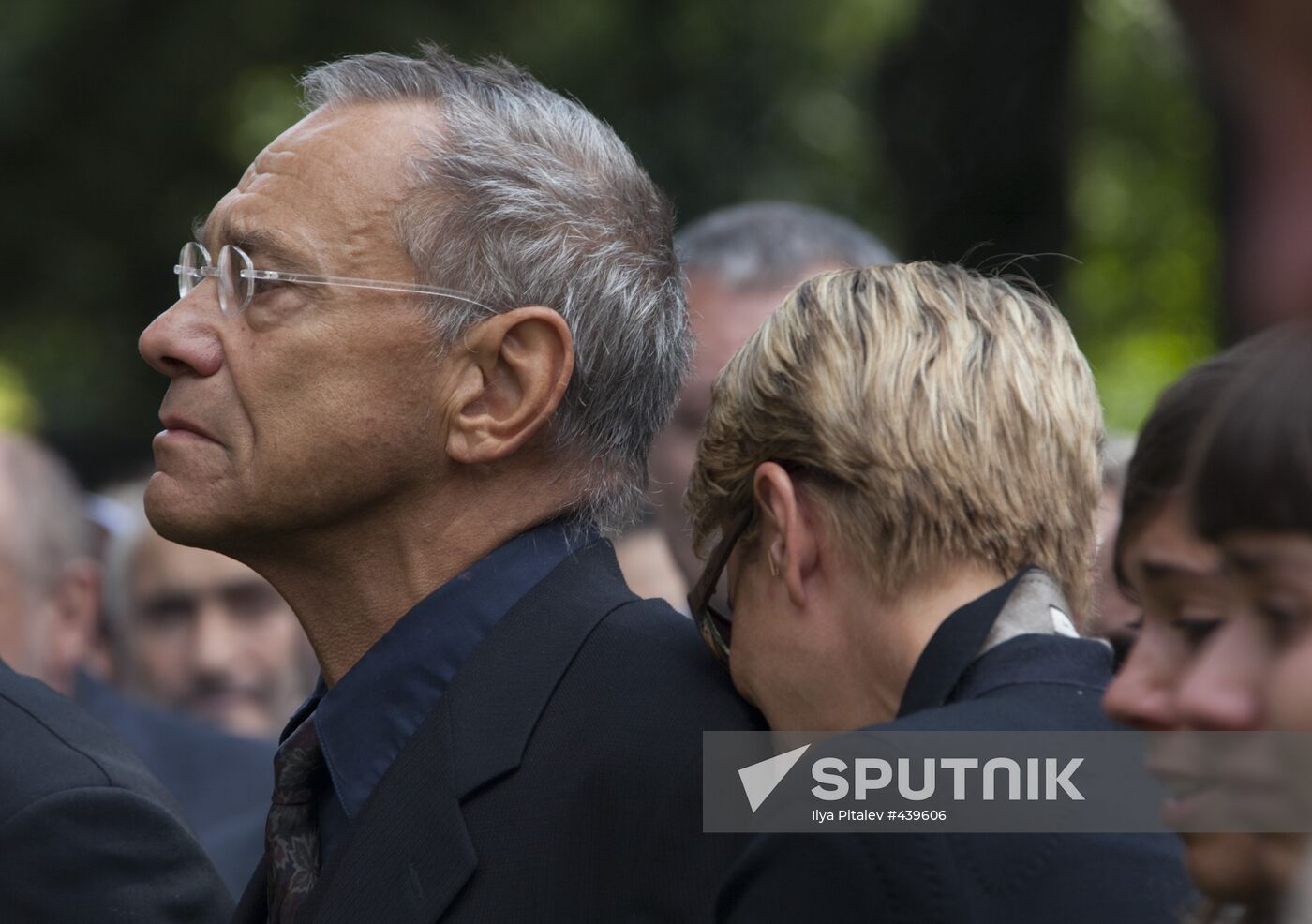 Sergei Mikhalkov's burial service at Novodevichy Cemetery